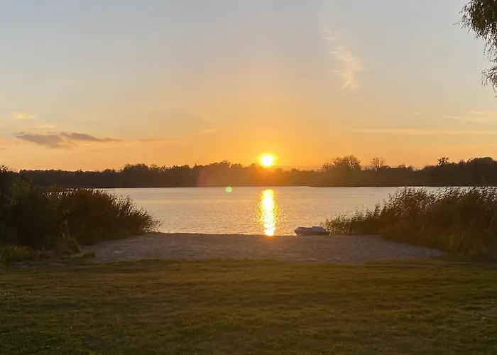 Domek Nad Jeziorem Caloroczny